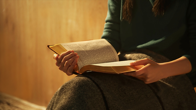 What Attitude Do We Hold Toward Prophecies of Jesus’ Return?