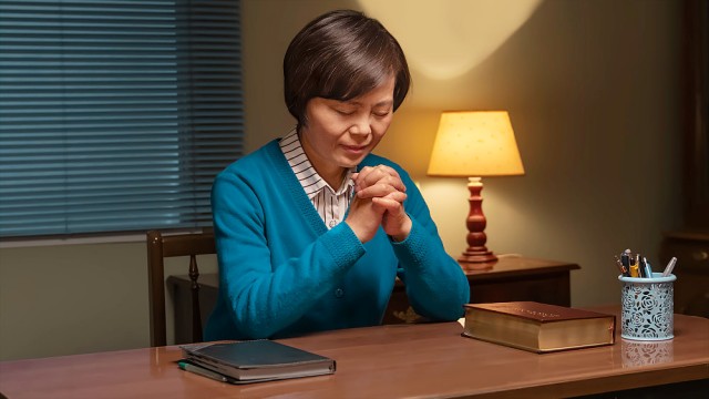 Breaking Through Families’ Obstruction and Following God Unwaveringly