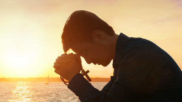 Prayers for Comfort and Strength in Times of Loss
